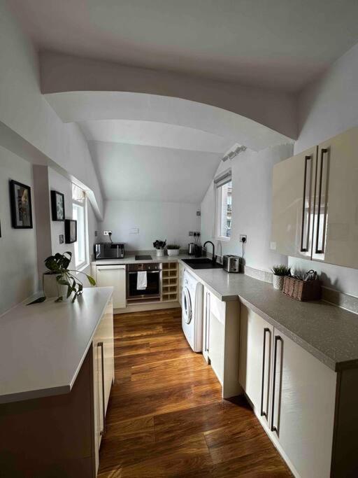 Spacious Studio For 4 Near Regents Park N1 London Exterior foto